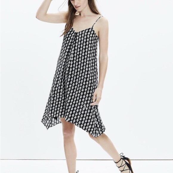 Madewell Dresses & Skirts - Madewell 100% Silk Medium Black and Cream Patterned Midi Dress